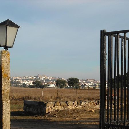 Monte Da Serralheira Agro Turismo Évora Eksteriør billede