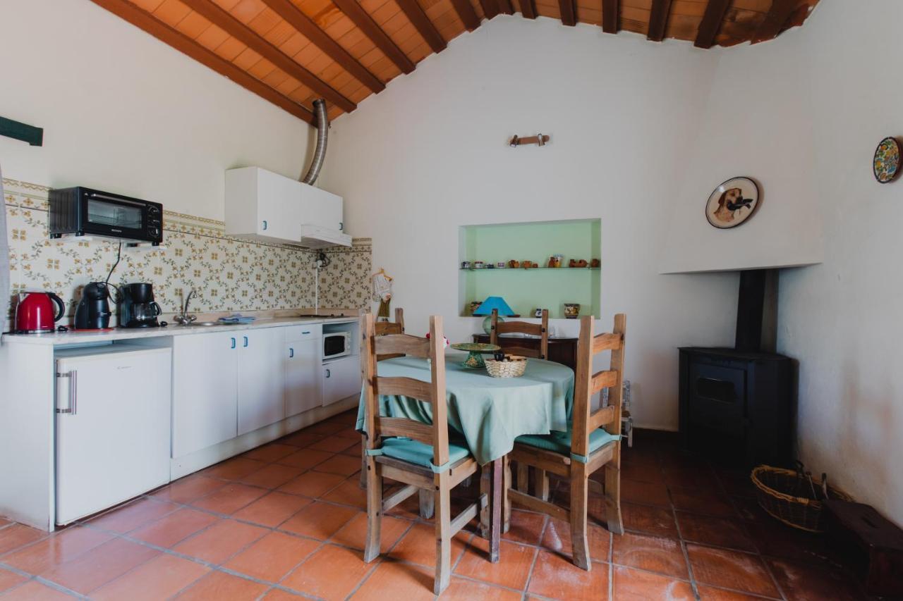 Monte Da Serralheira Agro Turismo Évora Eksteriør billede