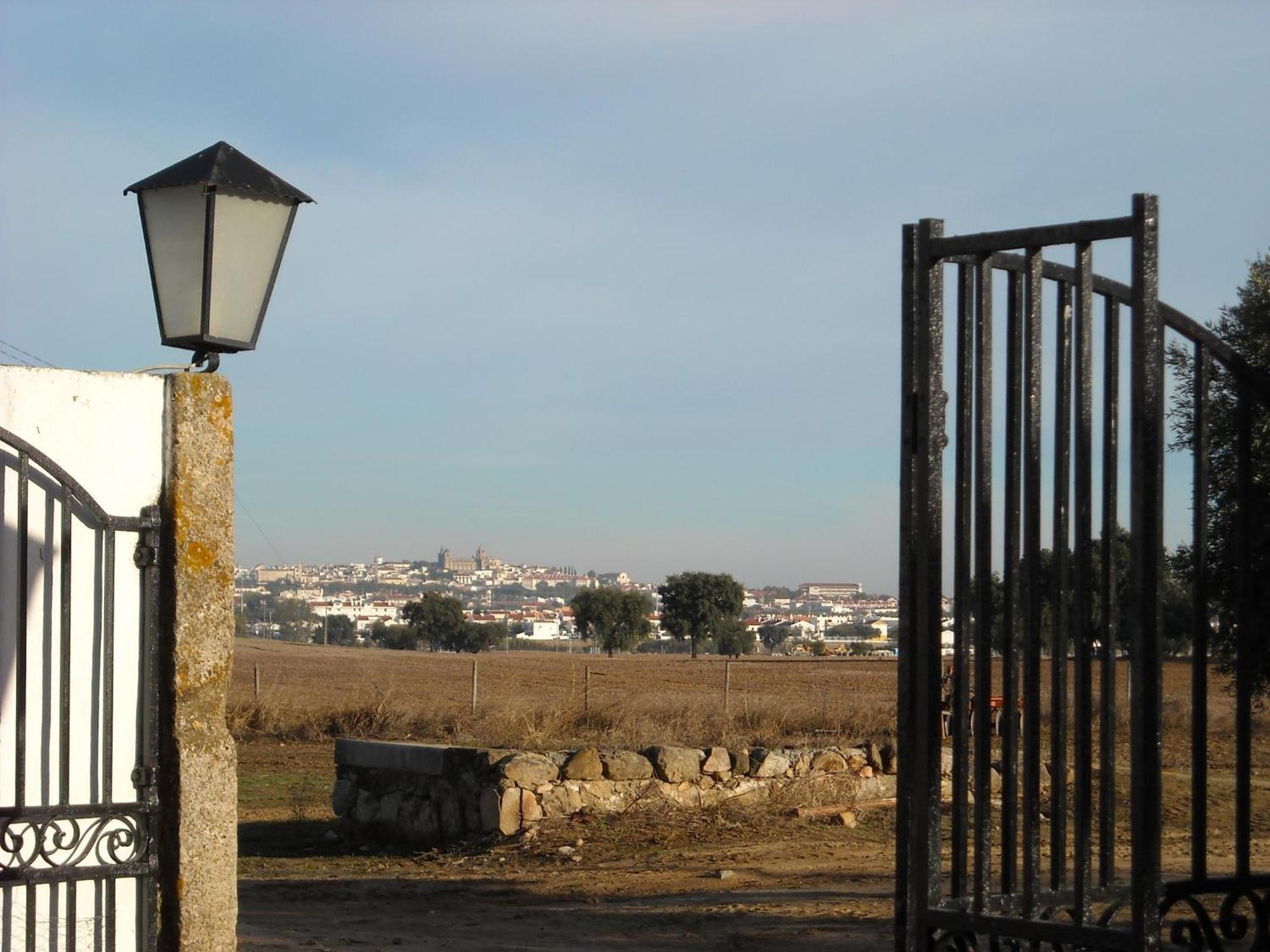 Monte Da Serralheira Agro Turismo Évora Eksteriør billede