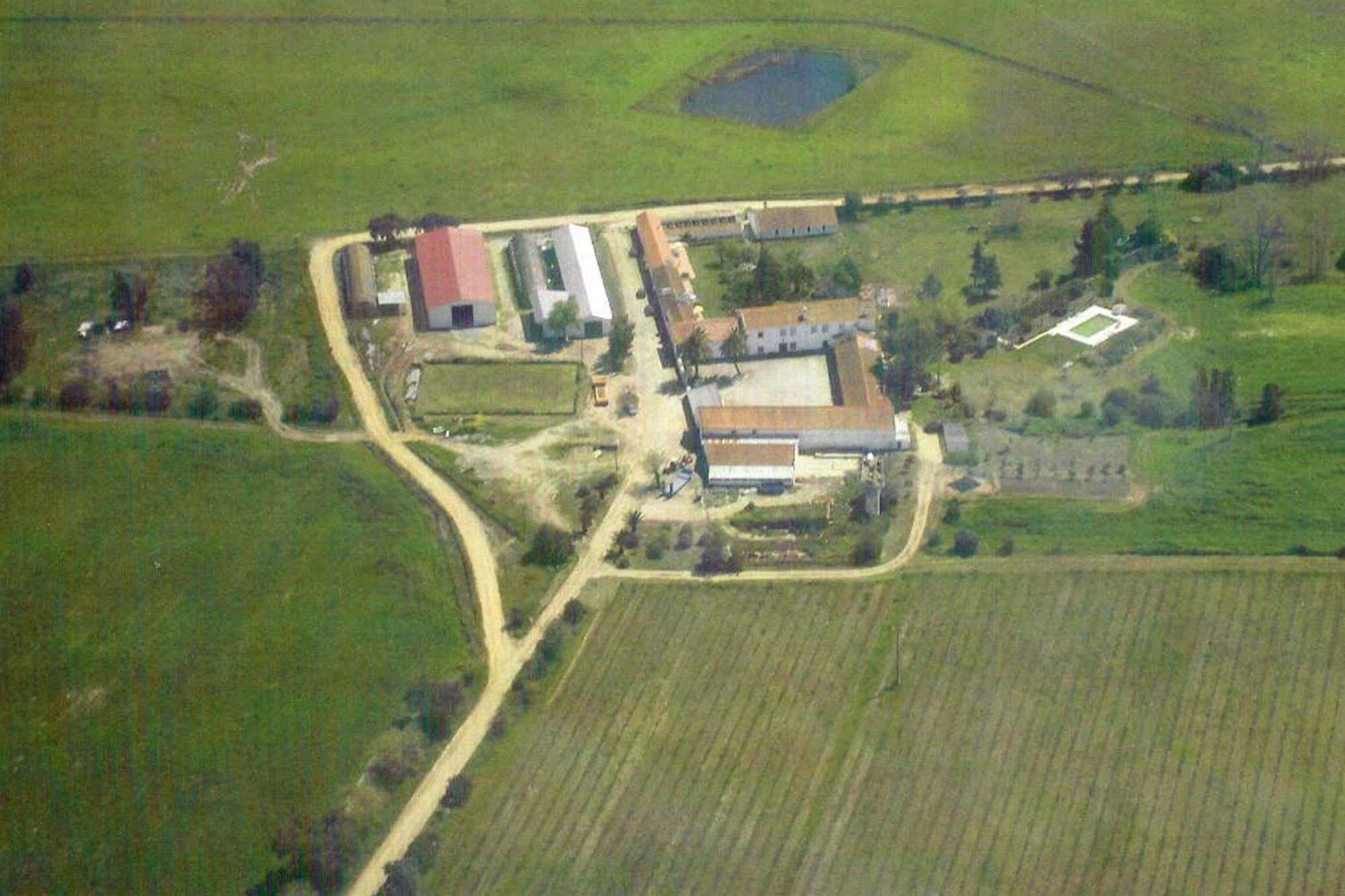 Monte Da Serralheira Agro Turismo Évora Eksteriør billede